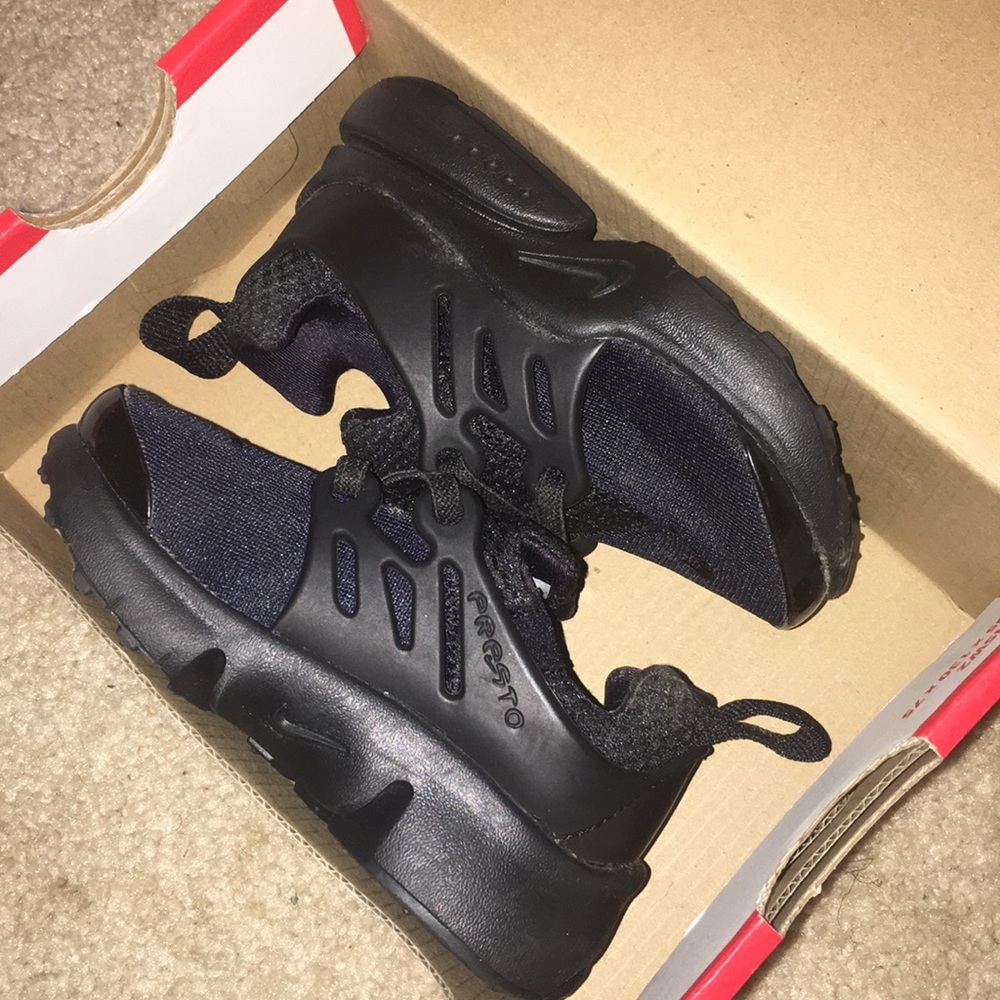 Toddler Nike Sneakers (Presto)